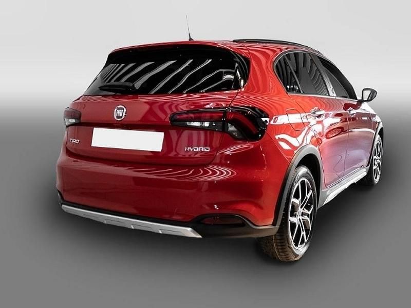 Gebraucht Fiat Tipo Tech 131 PS (96 kW) 2024 Rot Limousine