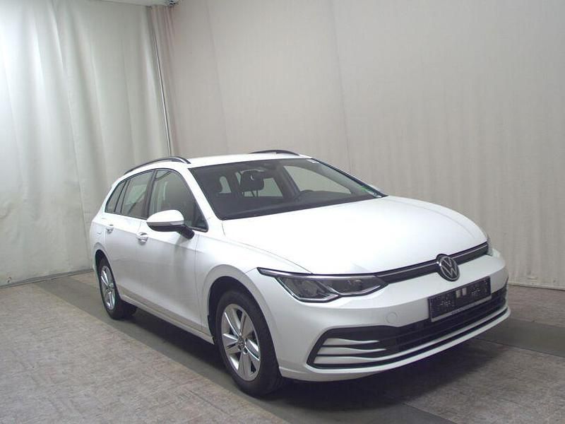 Gebraucht VW Golf VIII Pro 150 PS (110 kW) 2022 Weiß Limousine