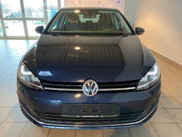 Gebraucht VW Golf VII LOUNGE 110 PS (80 kW) 2015 Blau metallic Limousine