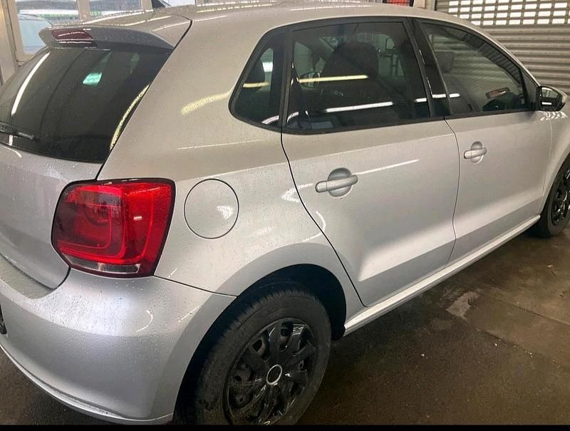 Gebraucht VW Polo Style 69 PS (50 kW) 2009 Braun Limousine