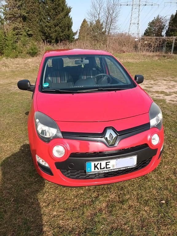Second-hand Renault Twingo 75 CP (55 kW) 2013 Roșu Hatchback