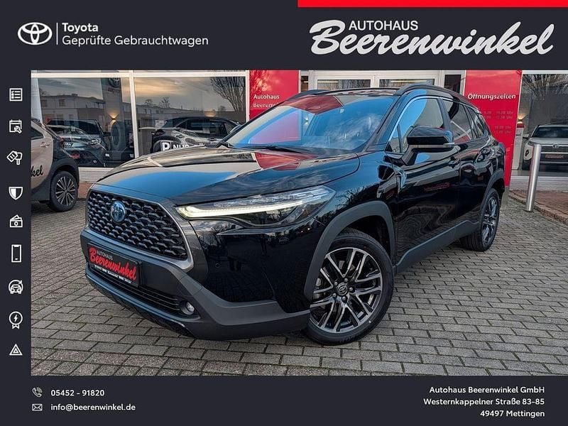 Schwarz Gebraucht 2022 Toyota Corolla Cross Team SUV | 28.490 € (Fairer Preis) - Bild 1/4