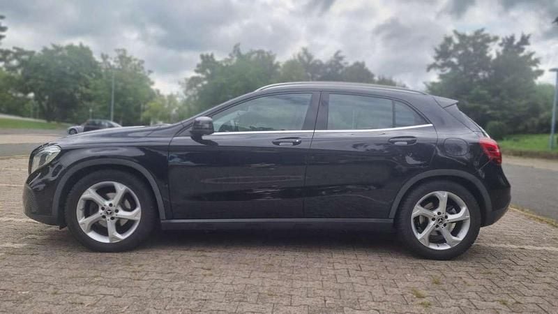 Gebraucht 2019 Mercedes GLA180 SUV | 18.000 € (Guter Preis) - Bild 1/4