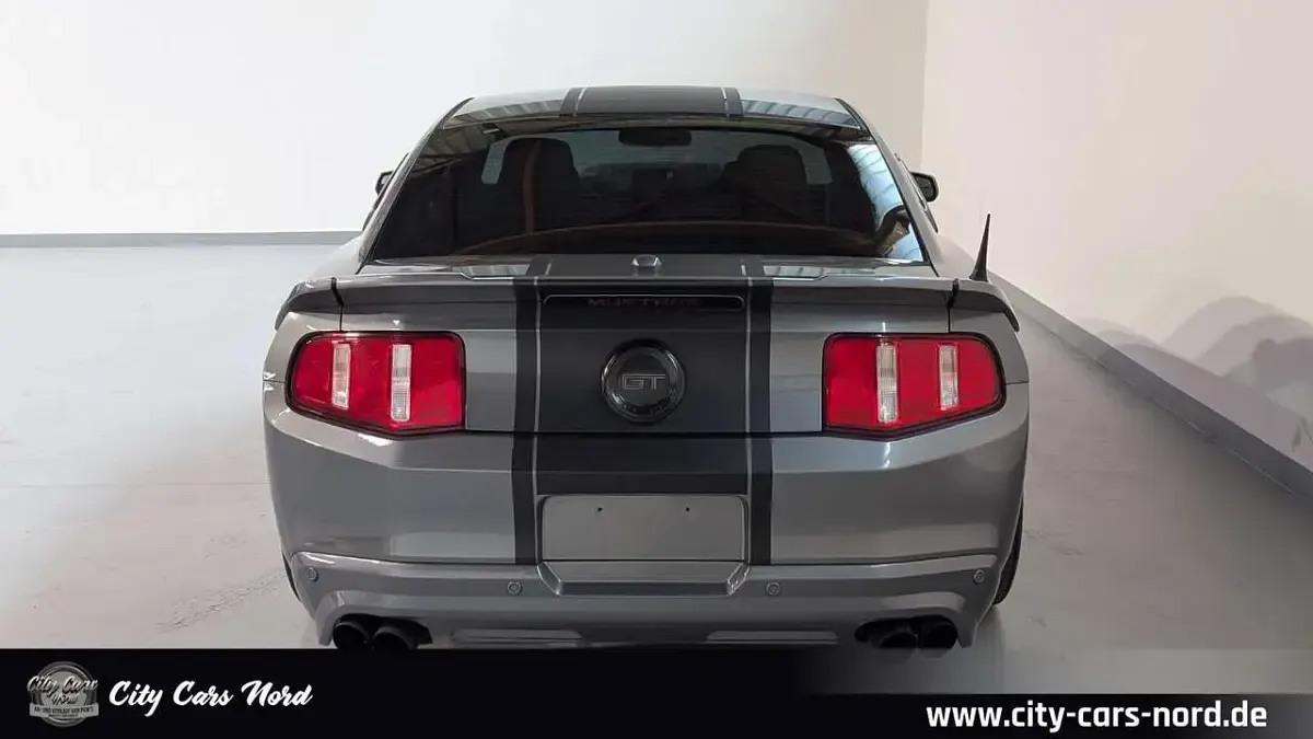 Gebraucht Ford Mustang GT 480 PS (353 kW) 2012 Grau Coupé