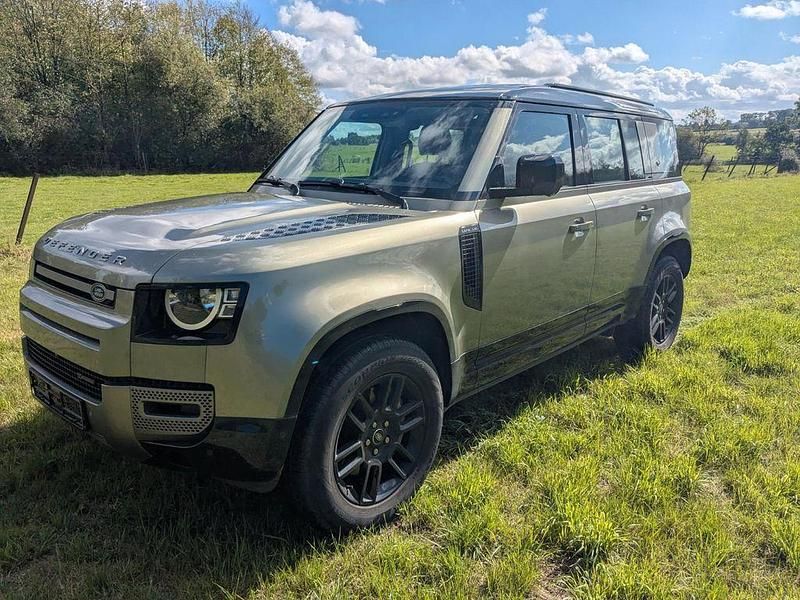 Grün Gebraucht 2023 Land Rover Defender Dynamic SUV | 71.900 € (Superpreis) - Bild 1/4