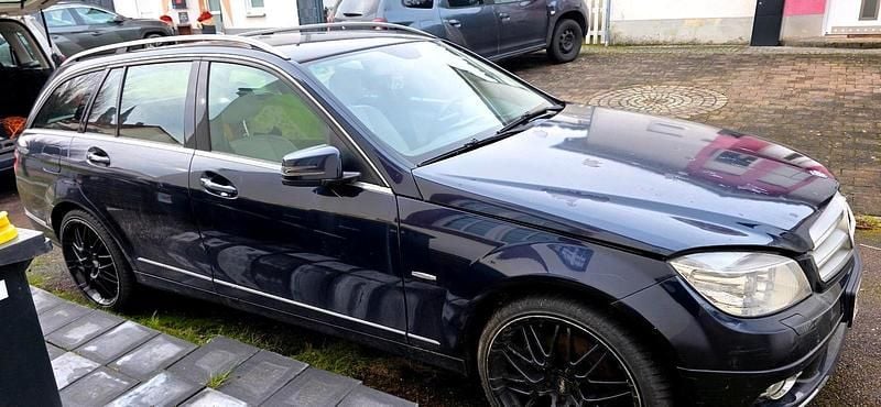 Gebraucht Mercedes C200 136 PS (100 kW) 2008 Blau Kombi