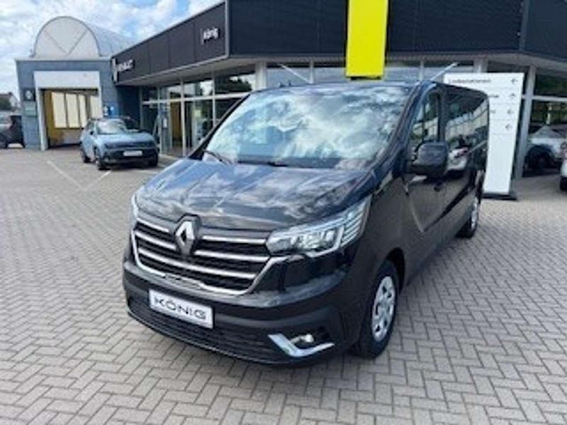 Tenebroschwarz metallic Gebraucht 2024 Renault Trafic Life Van | 40.597 € (Teuer) - Bild 1/4