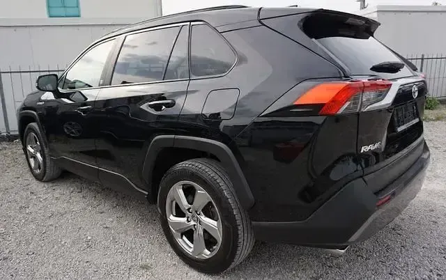 Gebraucht Toyota RAV4 Hybrid Team 222 PS (163 kW) 2021 Attitude black SUV