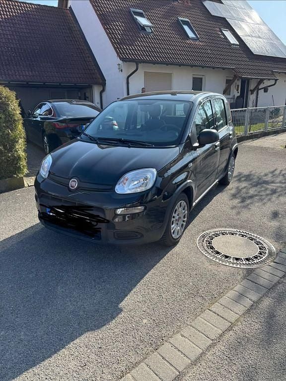 Gebraucht Fiat Panda 69 PS (50 kW) 2023 Schwarz Kleinwagen
