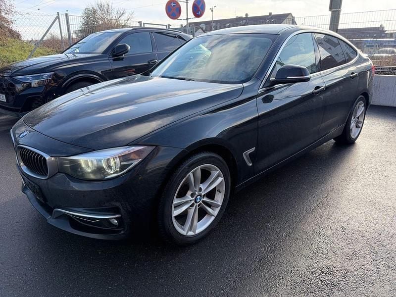 Gebraucht BMW 320 Gran Turismo Luxury Line 190 PS (139 kW) 2018 Schwarz Limousine