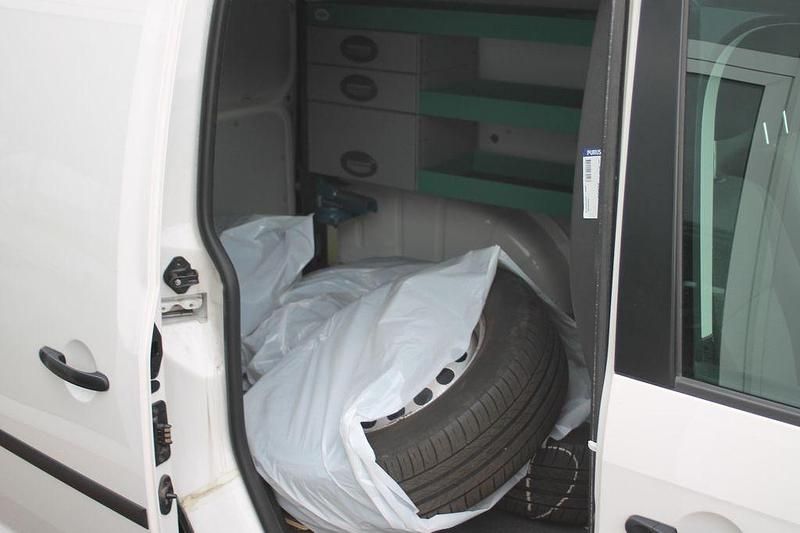 Gebraucht VW Caddy Maxi 110 PS (80 kW) 2016 Weiß Van / Kleinbus