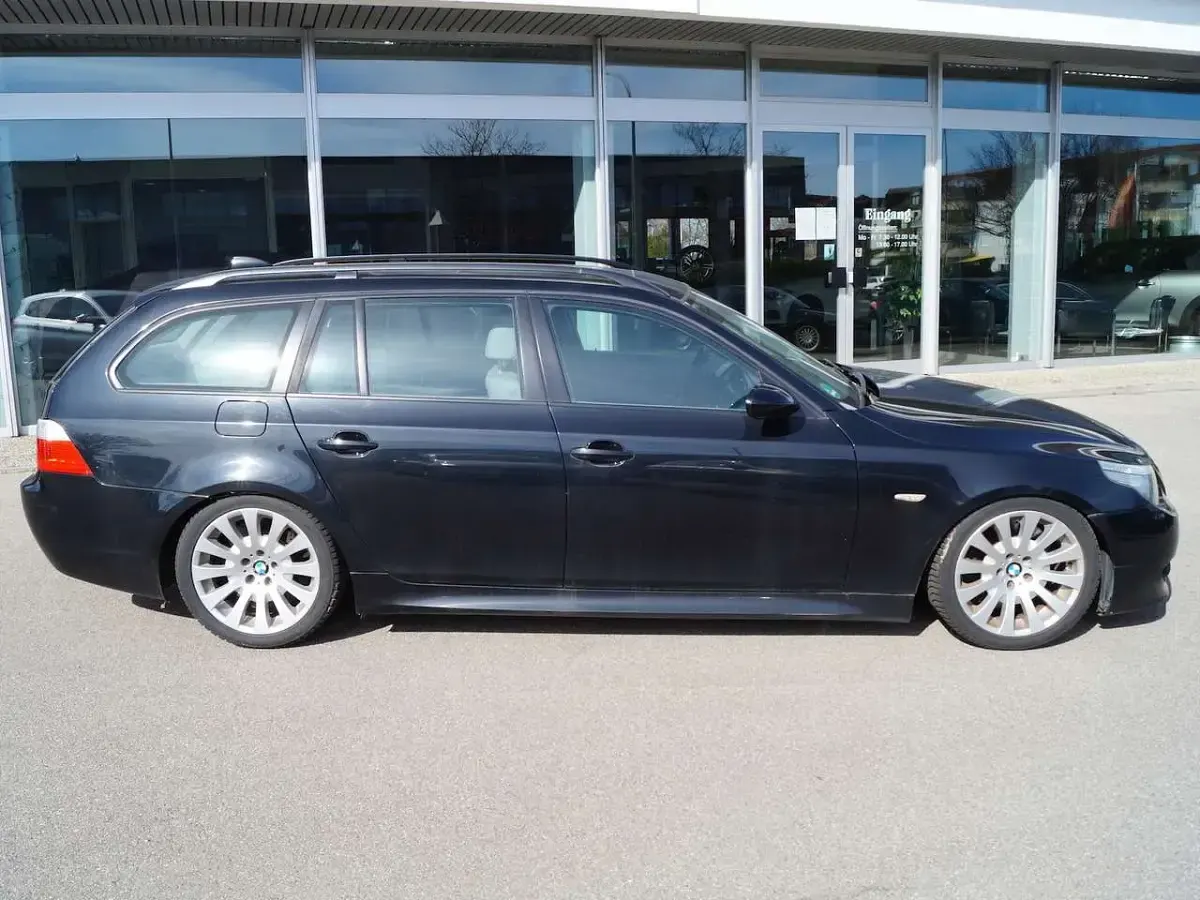 Gebraucht BMW 530 M Sport 231 PS (169 kW) 2006 Schwarz Kombi