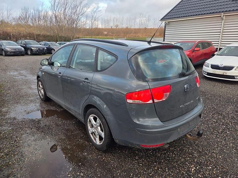 Gebraucht Seat Altea XL Ecomotive 105 PS (77 kW) 2010 Grau Van / Kleinbus