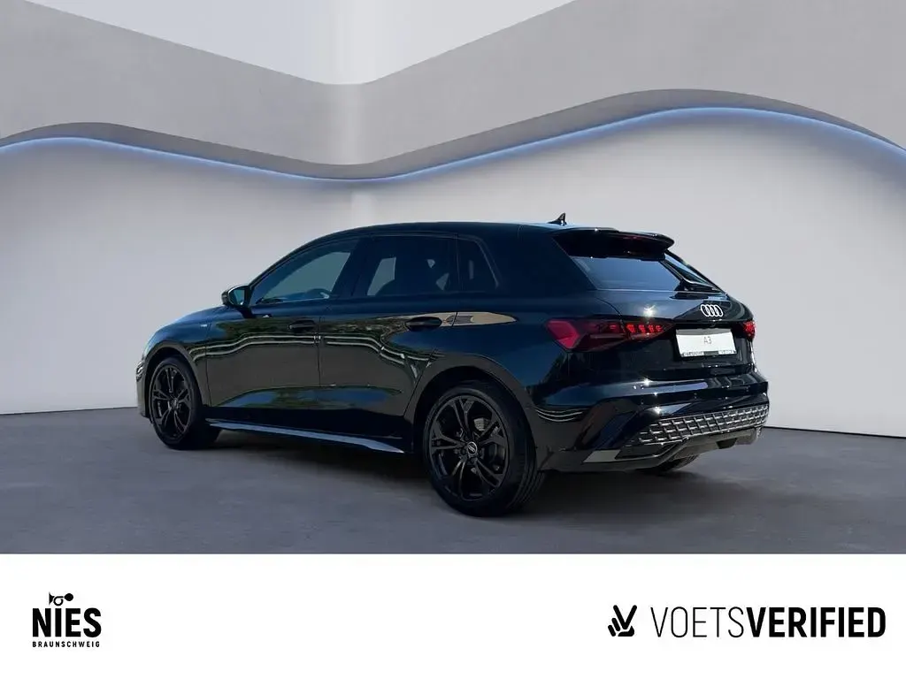 Gebraucht Audi A3 S-Line 150 PS (110 kW) 2025 Schwarz Limousine