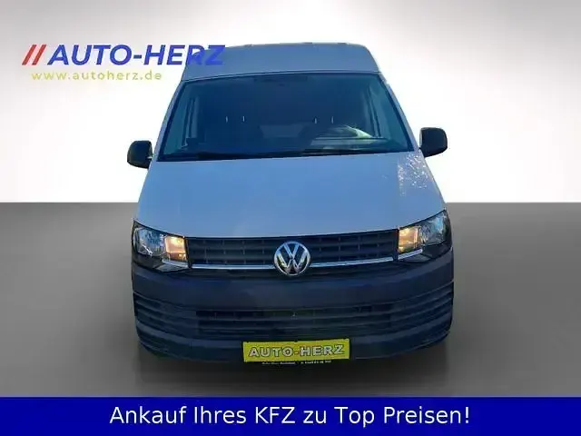 Gebraucht VW Transporter 102 PS (75 kW) 2018 Weiß Van