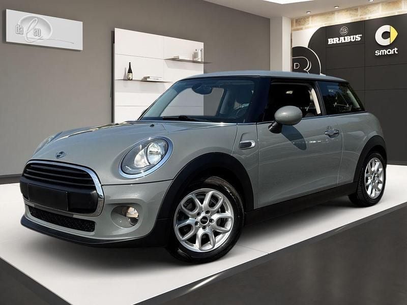 Grau Gebraucht 2017 Mini John Cooper Works Kleinwagen | 8.488 € (Teuer) - Bild 1/4