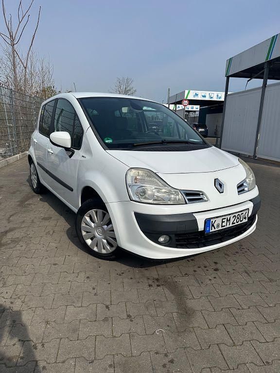 Gebraucht Renault Modus Night&Day 107 PS (78 kW) 2012 Weiß Van / Kleinbus