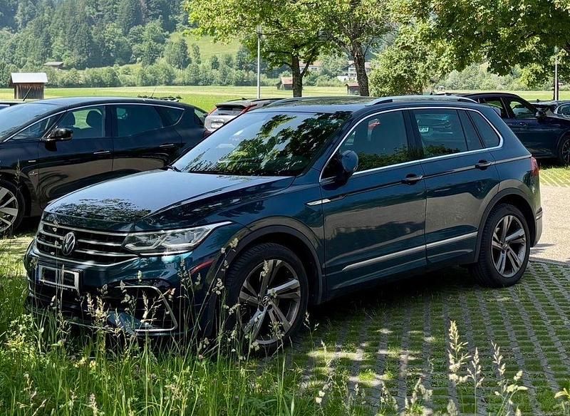 Blau Gebraucht 2022 VW Tiguan R-line SUV | 37.000 € (Fairer Preis) - Bild 1/4
