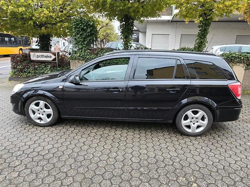 Gebraucht Opel Astra 125 PS (91 kW) 2008 Schwarz Kombi