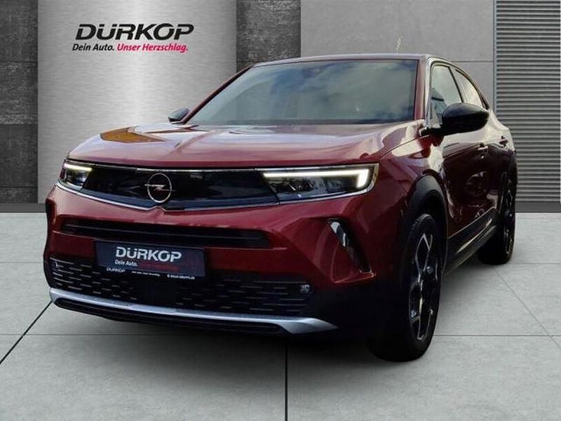 Gebraucht Opel Mokka-e Ultimate 100 kW (136 PS) 2023 Power rot/kosmos rot SUV