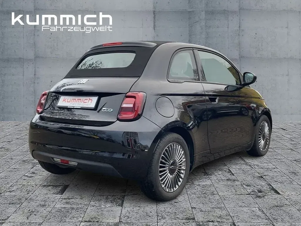 Gebraucht Fiat 500e Icon 86 kW (118 PS) 2022 Schwarz Cabrio