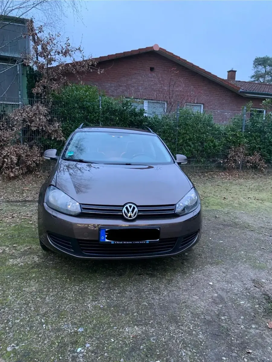 Gebraucht VW Golf VI 2011 Braun Kleinwagen