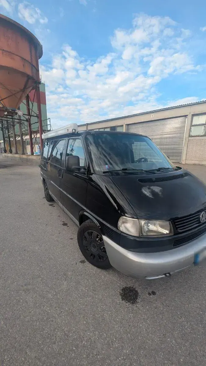 Gebraucht VW Multivan 102 PS (75 kW) 1998 Schwarz Van / Kleinbus