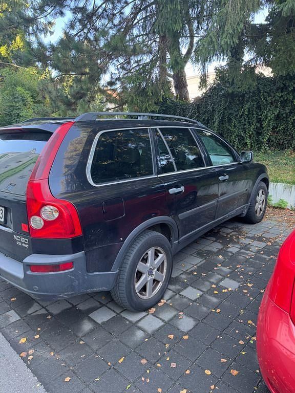 Schwarz Gebraucht 2003 Volvo XC90 Comfort SUV | 2.000 € (Teuer) - Bild 1/4