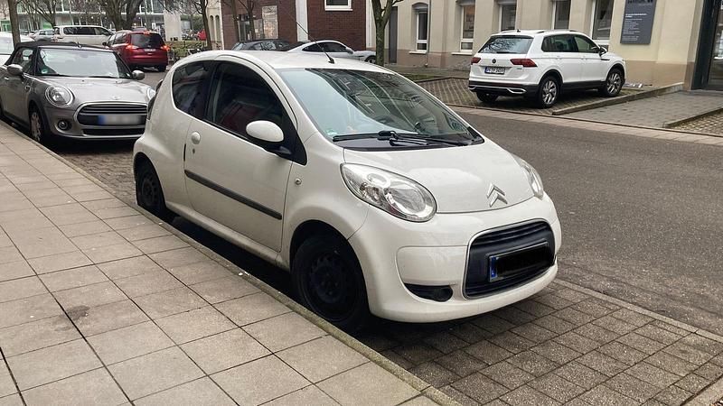 Gebraucht Citroën C1 68 PS (50 kW) 2009 Weiß Kleinwagen