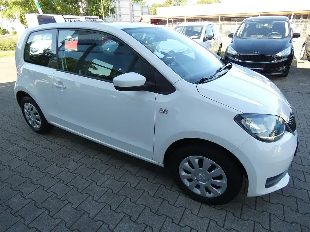 Gebraucht Skoda Citigo Active 60 PS (44 kW) 2018 Weiß Kleinwagen