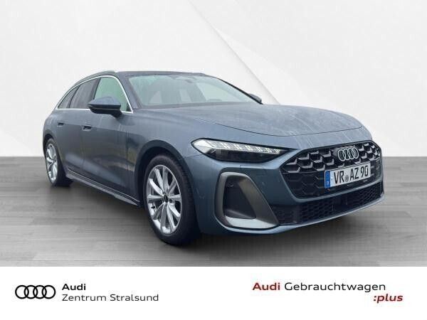 Blau (horizontblau metallic) Gebraucht 2024 Audi A5 Ambiente Coupé | 59.470 € (Teuer) - Bild 1/4