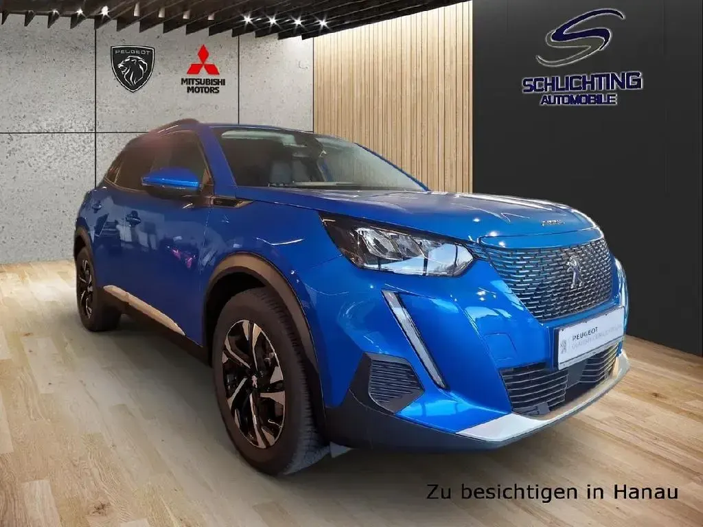 Second-hand Peugeot e-2008 Allure 100 kW (136 CP) 2021 Albastru SUV