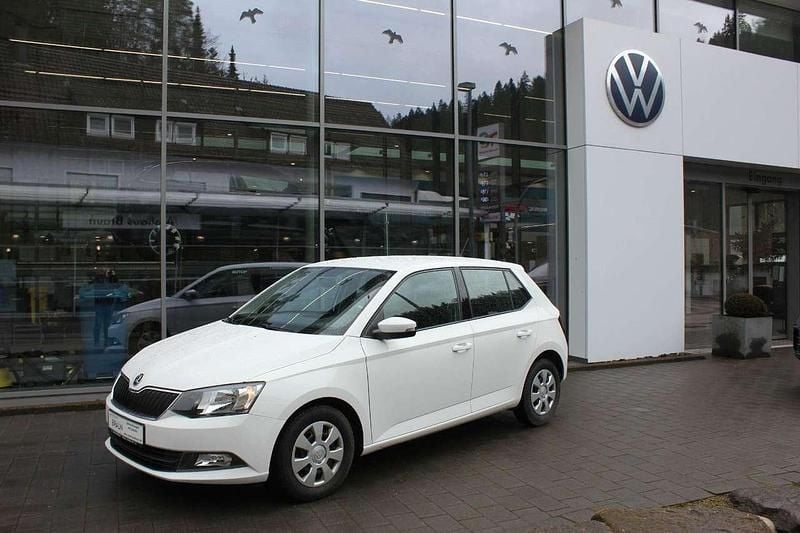Gebraucht Skoda Fabia Ambition 75 PS (55 kW) 2017 Bila candy/candyweiss Kleinwagen