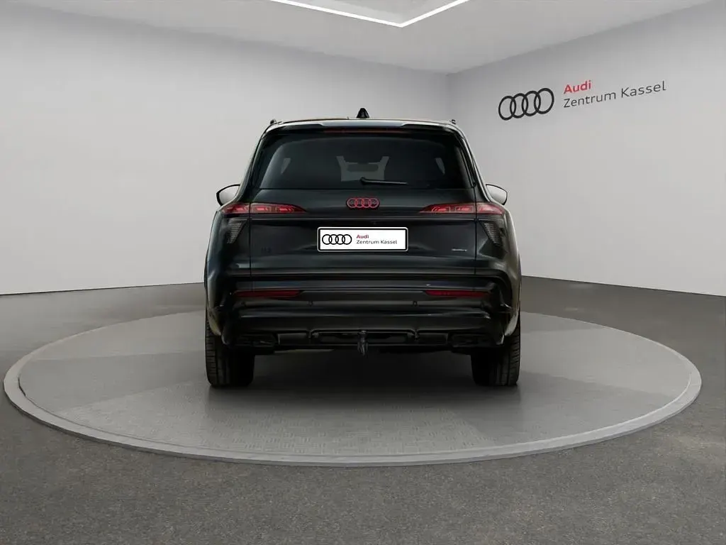 Neu Audi Q7 Sport 299 PS (219 kW) 2026 Schwarz SUV