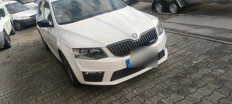 Gebraucht 2015 Skoda Octavia RS Kombi | 9.990 € (Fairer Preis) - Bild 1/4