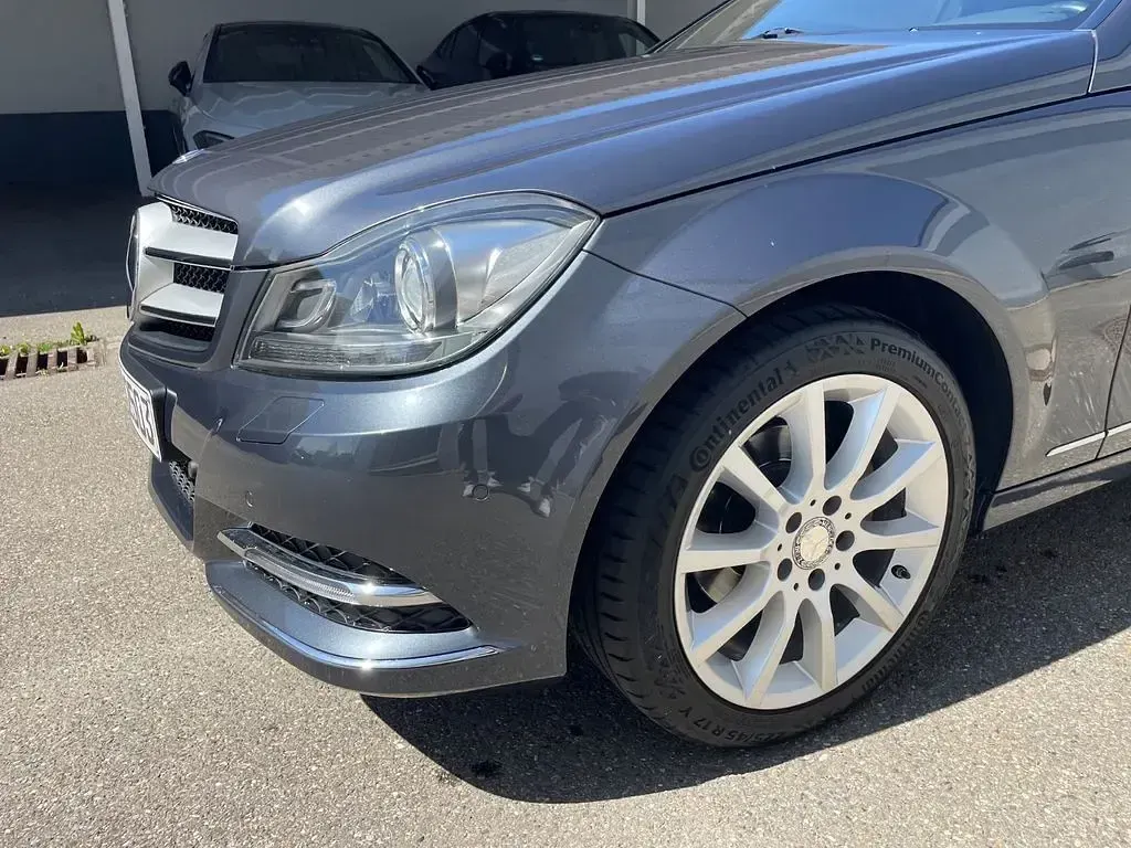 Gebraucht Mercedes C180 156 PS (114 kW) 2014 Grau Coupé