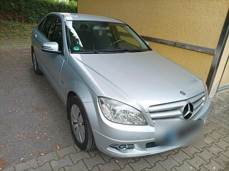 Gebraucht Mercedes C220 170 PS (125 kW) 2010 Silber Limousine