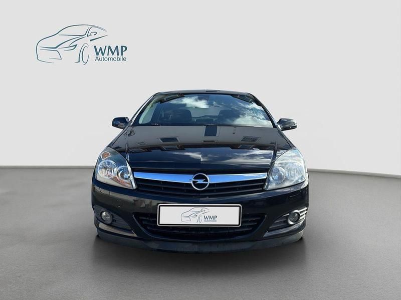 Gebraucht Opel Astra GTC Edition 105 PS (77 kW) 2006 Schwarz Kleinwagen
