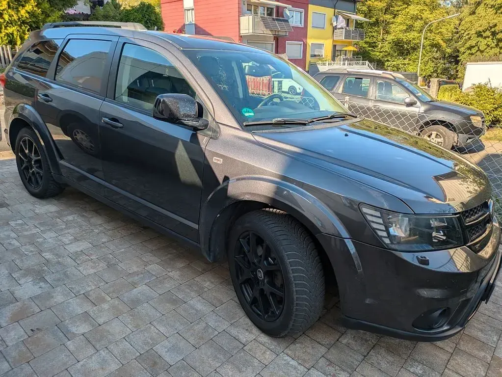 Gebraucht Fiat Freemont 170 PS (125 kW) 2015 Schwarz SUV