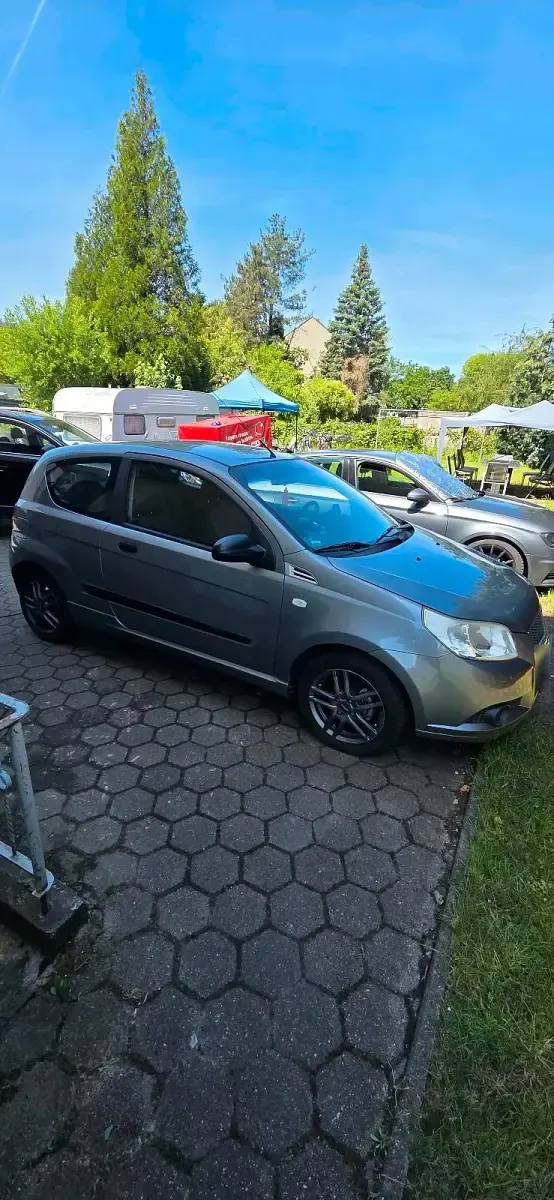 Gebraucht Chevrolet Aveo 82 PS (60 kW) 2010 Grau Coupé