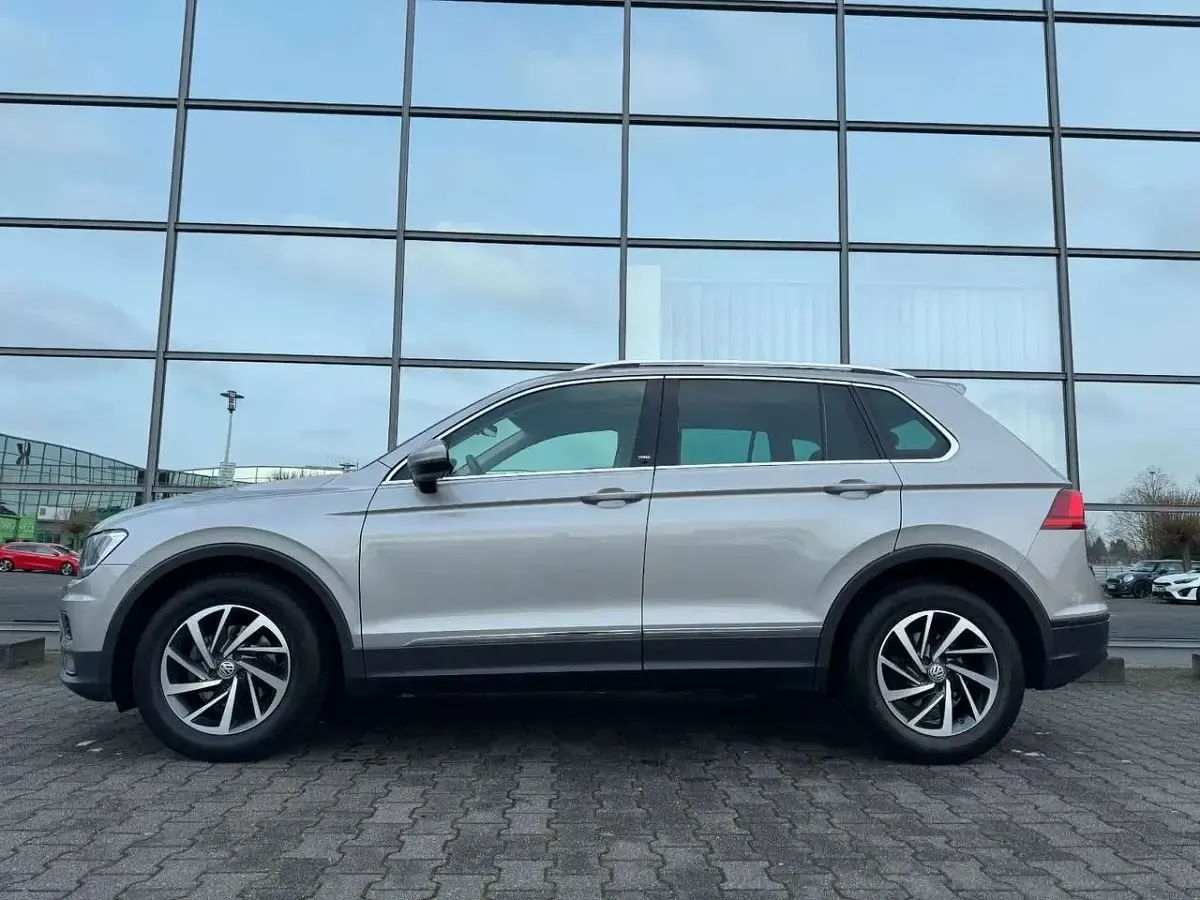Gebraucht VW Tiguan Sound 150 PS (110 kW) 2017 Silber SUV