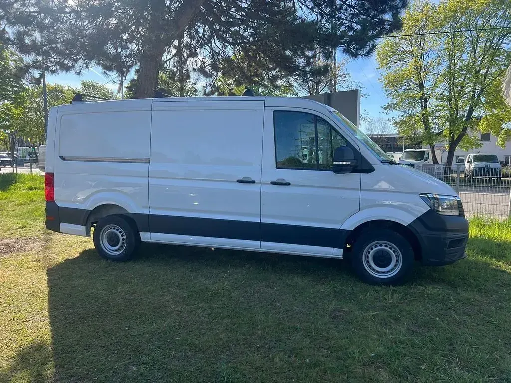 Gebraucht VW Crafter 102 PS (75 kW) 2021 Weiß Van