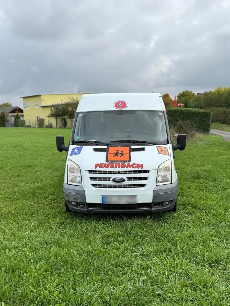 Używany Ford Transit 115 KM (84 kW) 2011 Biały Minivan
