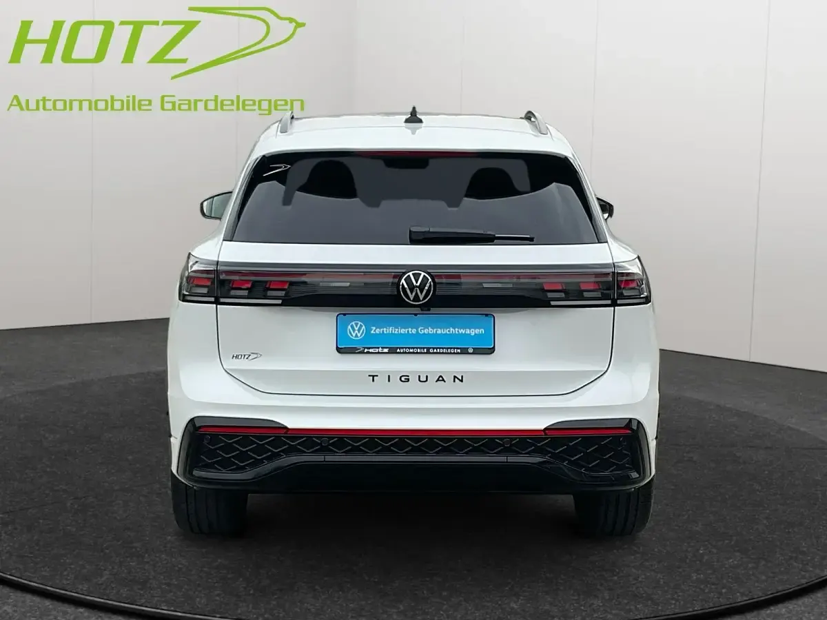 Gebraucht VW Tiguan R-line 150 PS (110 kW) 2024 SUV