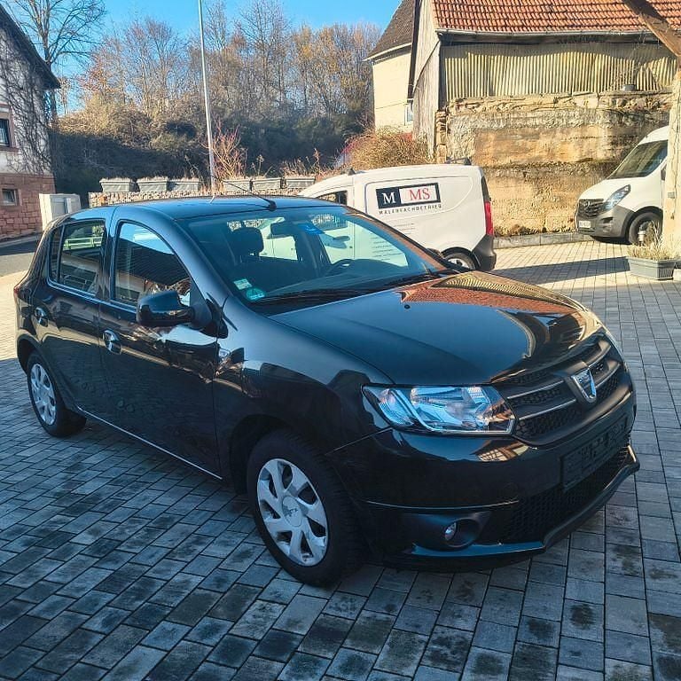 Gebraucht Dacia Sandero 90 PS (66 kW) 2012 Schwarz Limousine
