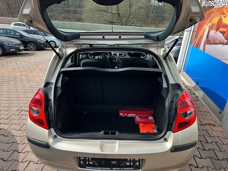 Gebraucht Renault Clio III Dynamique 88 PS (64 kW) 2007 Braun Limousine