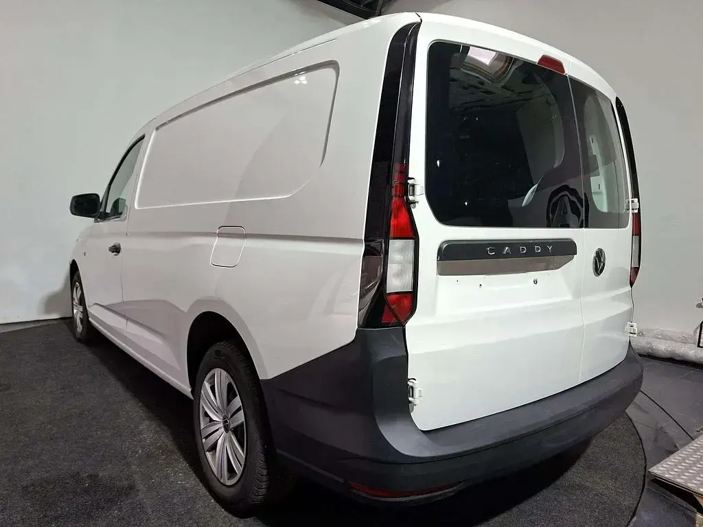 Gebraucht VW Caddy 102 PS (75 kW) 2024 Weiß Van / Kleinbus