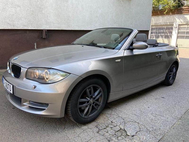 Silber Gebraucht 2008 BMW 125 Cabriolet Sport Line Cabrio | 6.890 € (Fairer Preis) - Bild 1/4