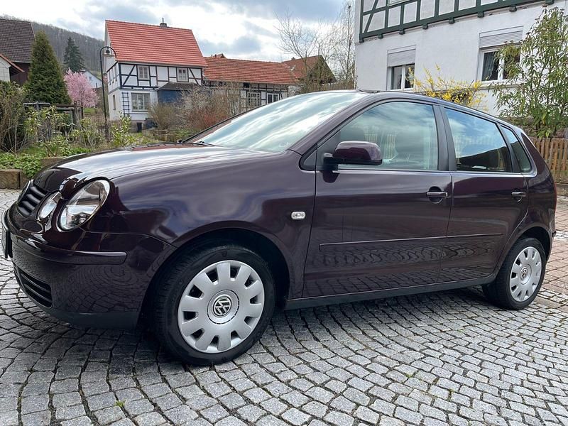 Gebraucht VW Polo Comfortline 64 PS (47 kW) 2002 Violet Limousine
