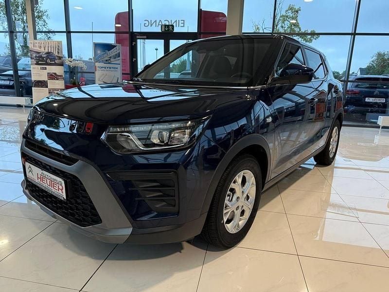 Dandy blue Neu 2025 Ssangyong (KGM) Tivoli SUV | 21.512 € - Bild 1/4